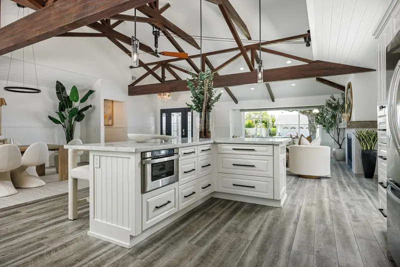 Open-plan kitchen with waterfall island — Corona del Mar real estate photography
