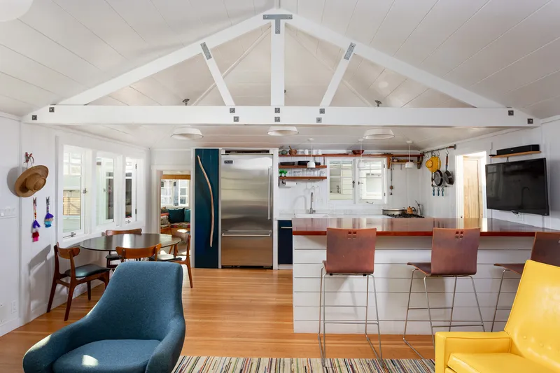 Wet bar — Bungalow, Laguna Beach real estate photography