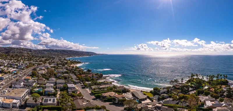 Aerial panoramic of the Laguna Beach coastline — Laguna Beach real estate photography