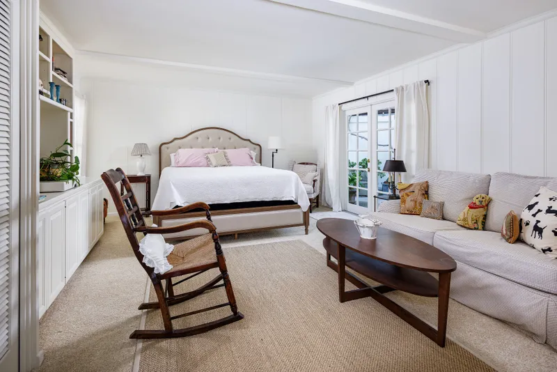 Guest bedroom — Laguna Beach real estate photography